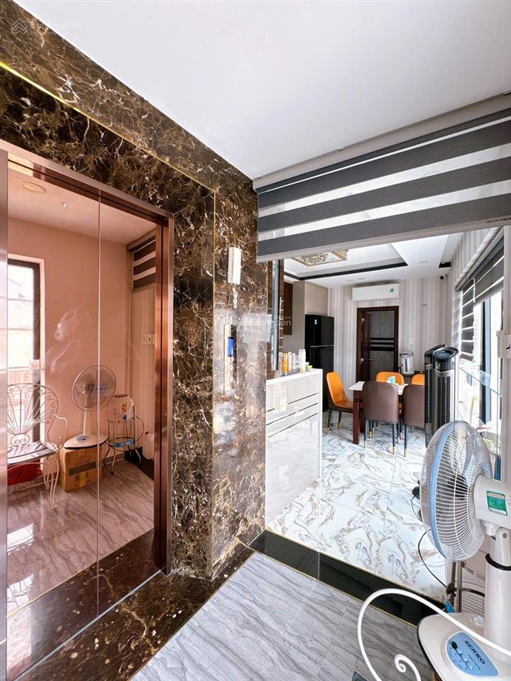 Bán nhà mặt tiền, lô gốc ngay tùng thiện vương q8, 6 lâu chỉ 12,8 tỷ