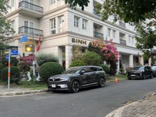 Bán nhà hưng gia 3 , phú mỹ hưng , quận 7 , hầm, 4 lầu, 6pn chỉ 33 tỷ