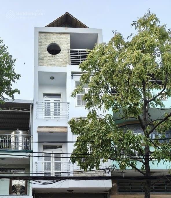 Bán nhà mặt tiền quận 8 , hưng phú, 5 lầu , 5pn chỉ 15,8 tỷ