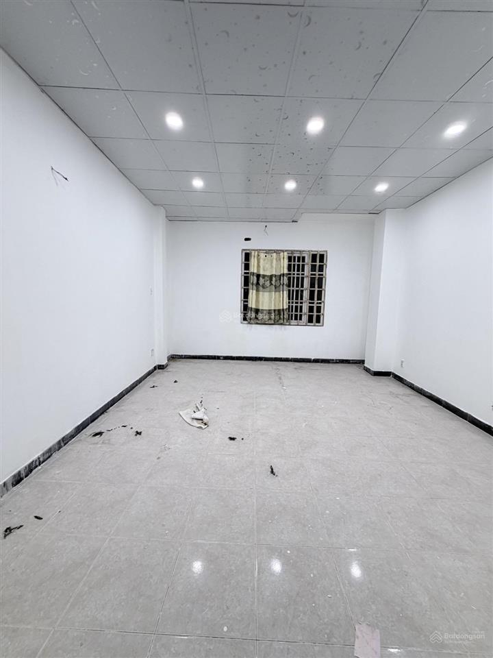 Bán nhà mặt tiền quận 8 , hưng phú, 5 lầu , 5pn chỉ 15,8 tỷ