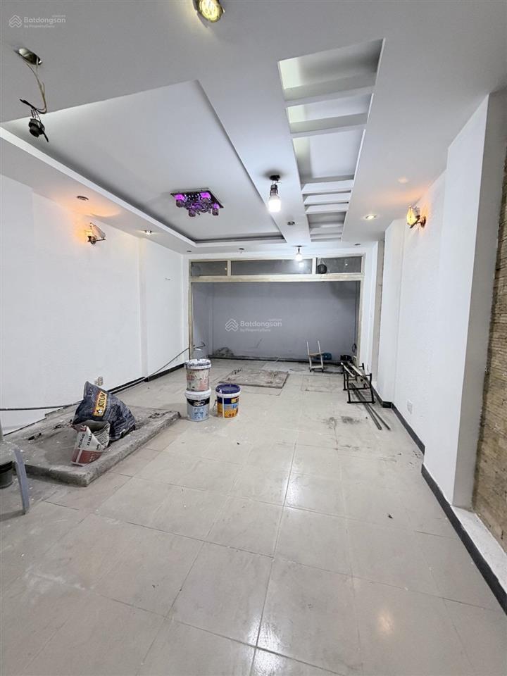 Bán nhà mặt tiền quận 8 , hưng phú, 5 lầu , 5pn chỉ 15,8 tỷ