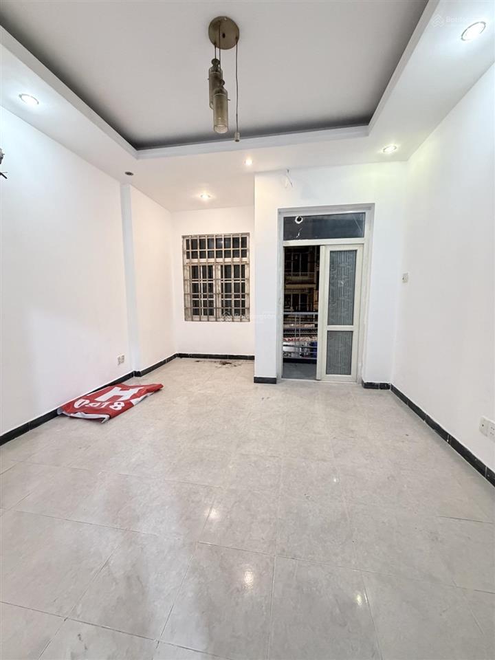 Bán nhà mặt tiền quận 8 , hưng phú, 5 lầu , 5pn chỉ 15,8 tỷ