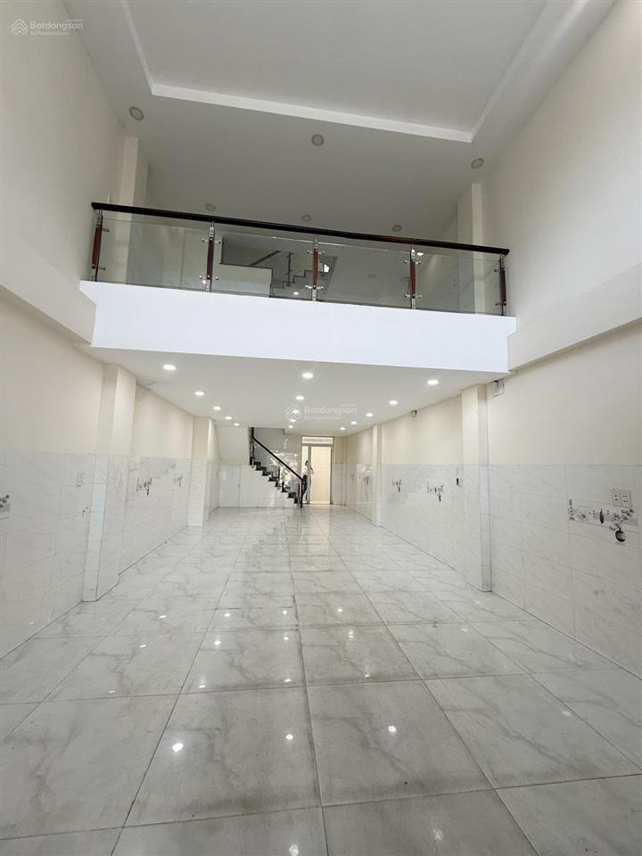 Bán nhà quận 8, mặt tiền lê bôi , 5 lầu, 91m2 chỉ 11 tỷ