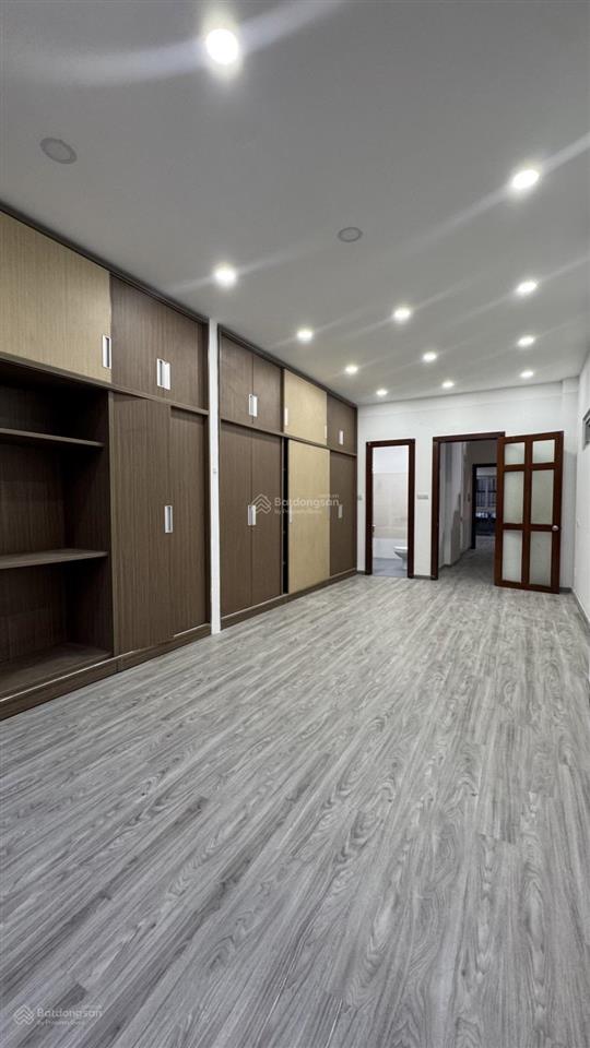 Bán nhà mặt tiền khu bình phú , phường 10, quận 6, 5 lầu, 6pn , 74m2 chỉ 13,7 tỷ