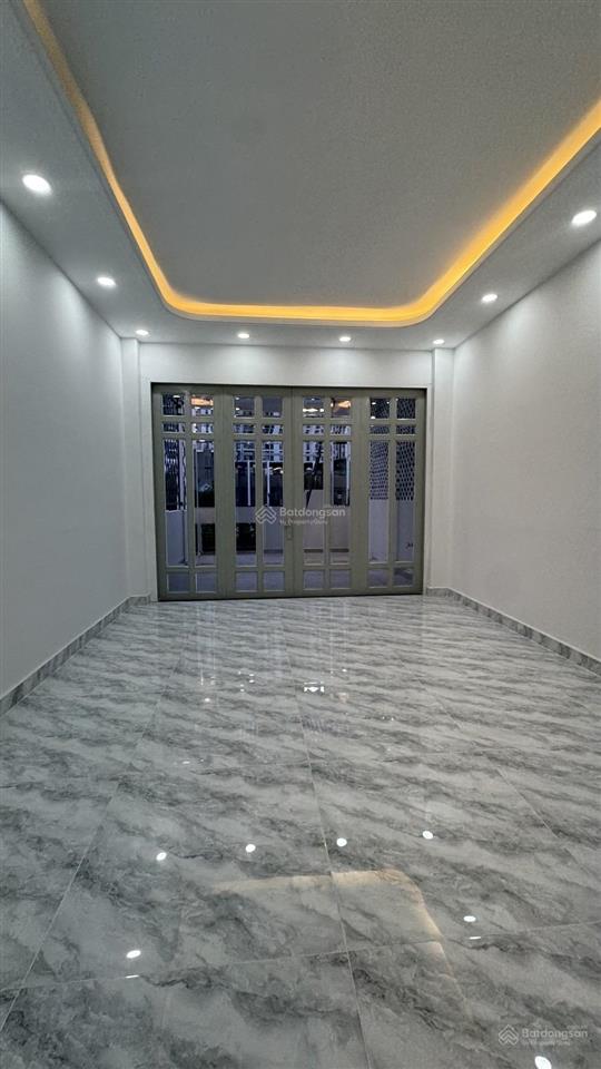 Bán nhà mặt tiền khu bình phú , phường 10, quận 6, 5 lầu, 6pn , 74m2 chỉ 13,7 tỷ