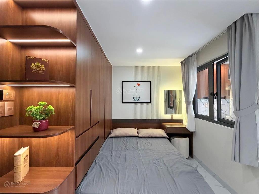 Bán chdv quận 10, 4 tầng 10 phòng, 1, penthouse, thu nhập khoán 100tr/th, chỉ 25,7 tỷ