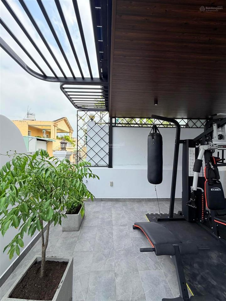 Bán chdv quận 10, 4 tầng 10 phòng, 1, penthouse, thu nhập khoán 100tr/th, chỉ 25,7 tỷ