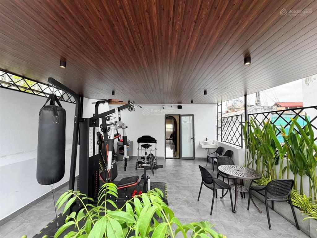 Bán chdv quận 10, 4 tầng 10 phòng, 1, penthouse, thu nhập khoán 100tr/th, chỉ 25,7 tỷ