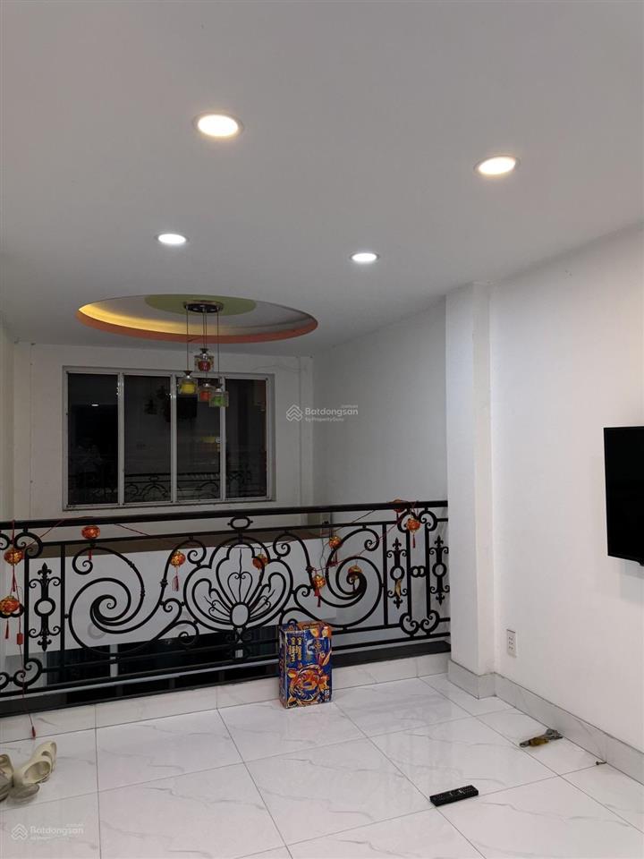 Bán nhà mặt tiền hưng phú quận 8, chỉ 11,3 tỷ nhà 5 lầu, 5pn , 42m2