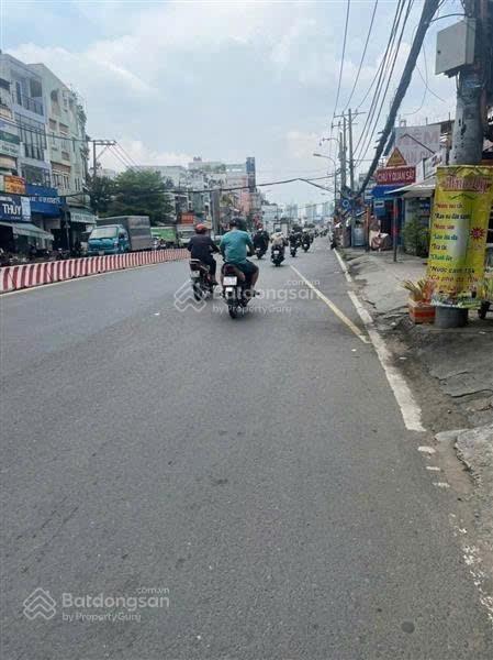 Bán nhà mặt tiền phạm thế hiển, phường 6 quận 8, 240m2 , ngang 8m chỉ 25 tỷ