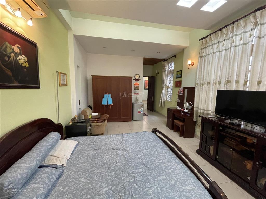 Bán nhà mặt tiền quận 8, khu tạ quang bửu, phường 5 , 3 lầu, 120m2 chỉ 24 tỷ