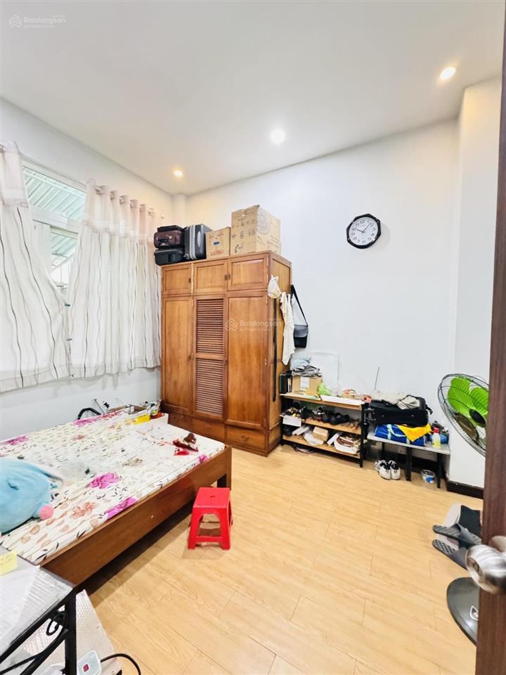 Bán nhà mặt tiền quận 7, 5 lầu, 237m2 ngang 7m chỉ 42 tỷ