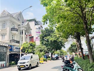 Bán nhà mặt tiền quận 7, 5 lầu, 237m2 ngang 7m chỉ 42 tỷ