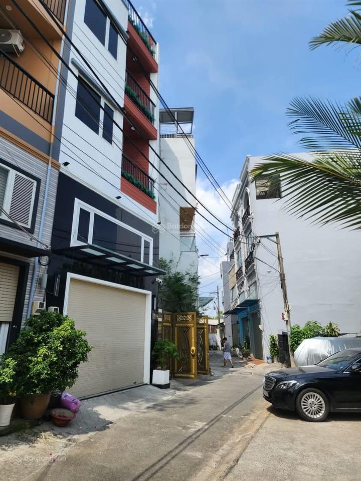 Bán nhà hxh , lô gốc quận 7 , 4 lầu, 4 pn , ngang 4,8m chỉ 9 tỷ