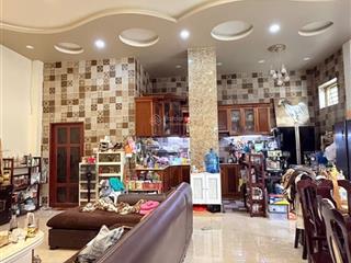 Bán biệt thự 4 lầu 164m2 , 6pn , kdc phong phú, gần bến xe q8 chỉ 17,5 tỷ