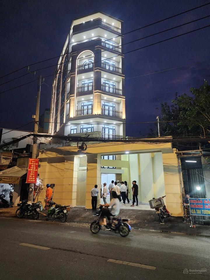 Bán toà nhà 8 lầu mặt tiền tân hoà đông , bình tân , 200m2 , ngang 8m chỉ 46,8 tỷ