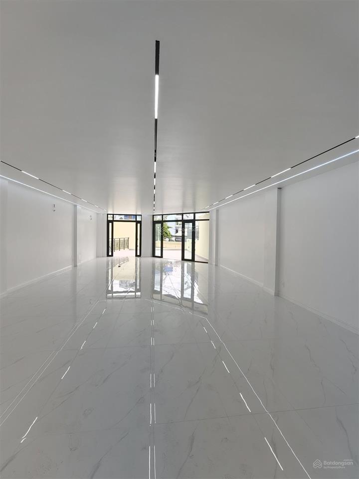 Bán toà nhà 8 lầu mặt tiền tân hoà đông , bình tân , 200m2 , ngang 8m chỉ 46,8 tỷ