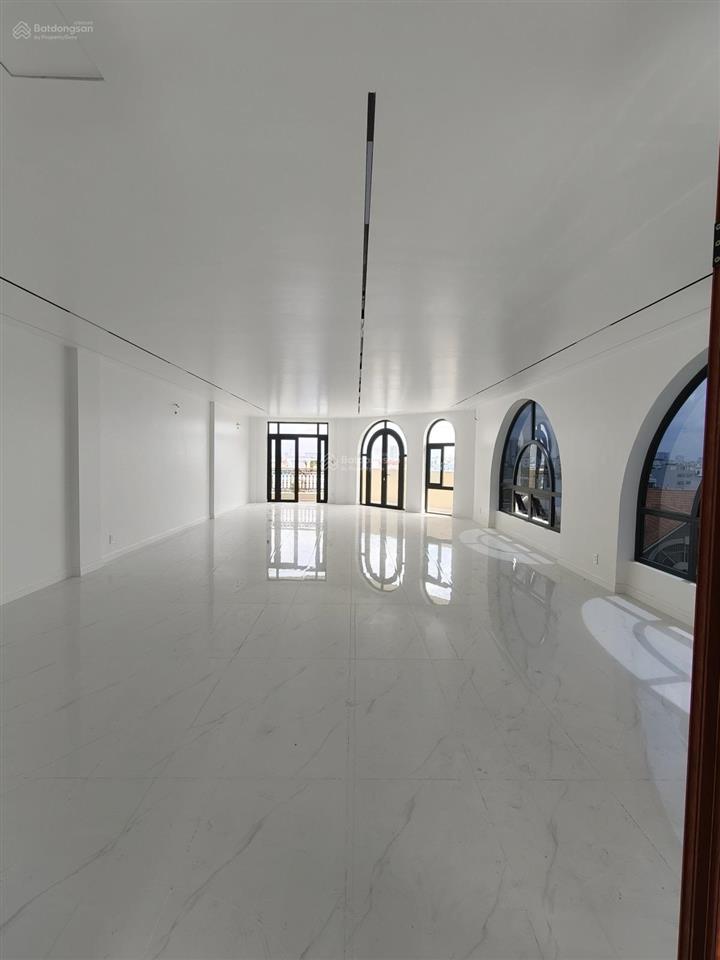 Bán toà nhà 8 lầu mặt tiền tân hoà đông , bình tân , 200m2 , ngang 8m chỉ 46,8 tỷ