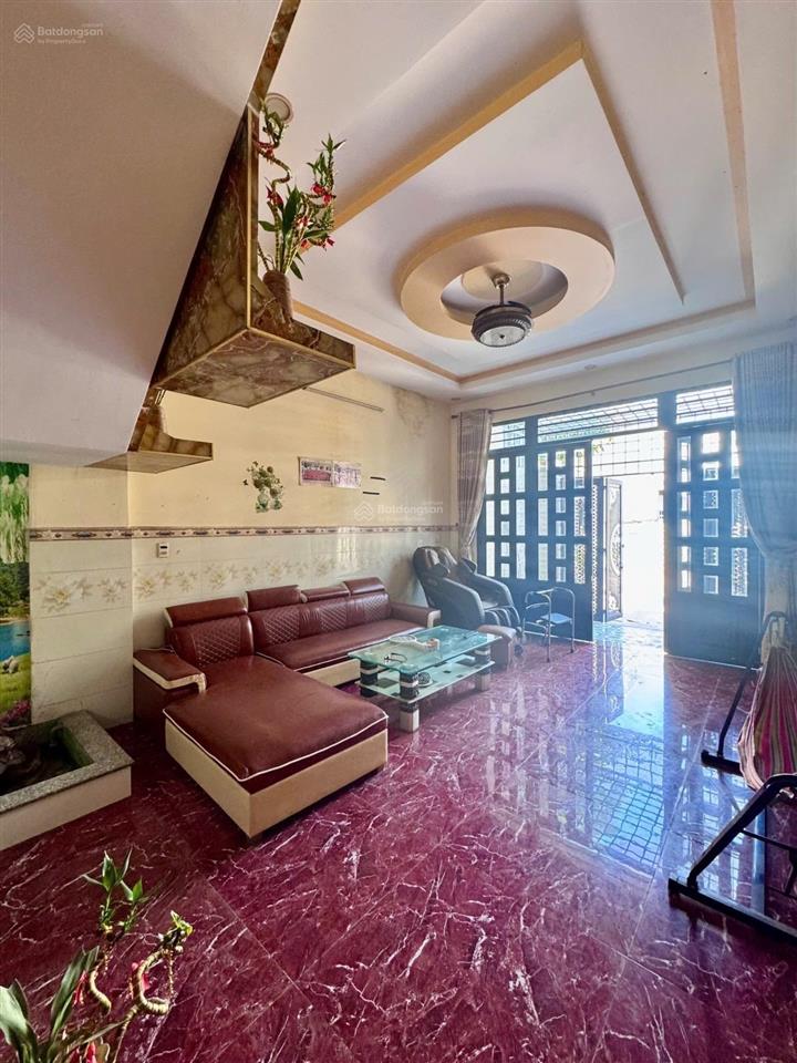 Bán nhà đường trương đình hội quận 8, 4 lầu , 4pn ,84m2 chỉ 10,5 tỷ