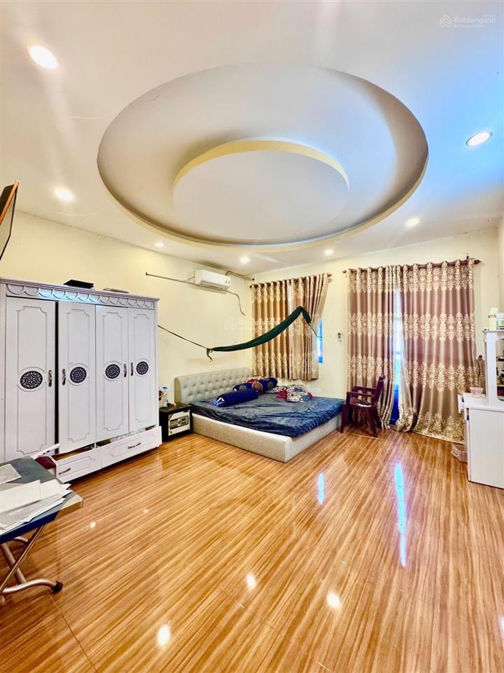 Bán nhà đường trương đình hội quận 8, 4 lầu , 4pn ,84m2 chỉ 10,5 tỷ