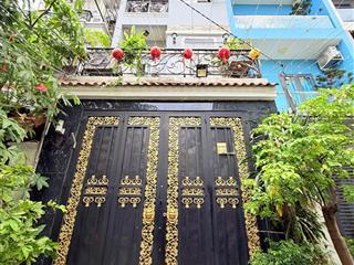 Bán nhà hxh phường 4 quận 8, 4 lầu, ngang 4,2m, 70,1m², sân thượng, 6pn chỉ 10,8 tỷ