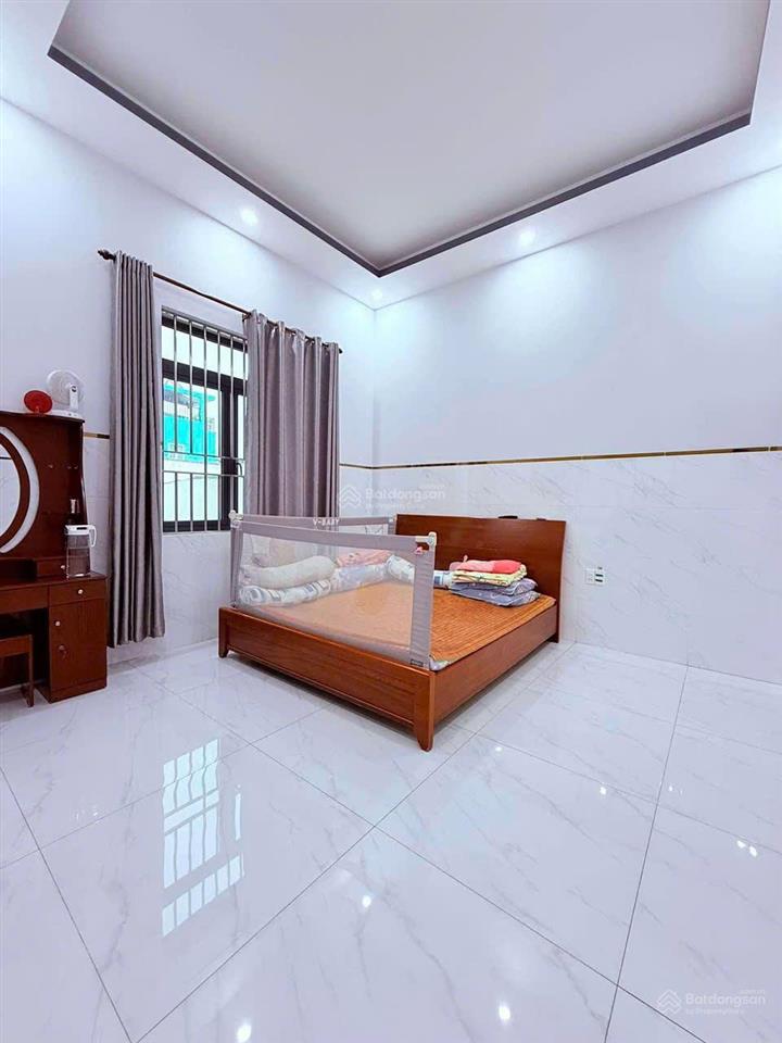 Bán biệt thự lê văn quới, bình tân, 5 lầu, 5pn master, thang máy, ngang 12m, 17,5 tỷ