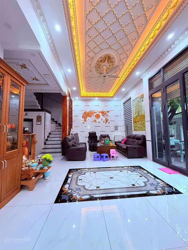 Bán biệt thự lê văn quới, bình tân, 5 lầu, 5pn master, thang máy, ngang 12m, 17,5 tỷ