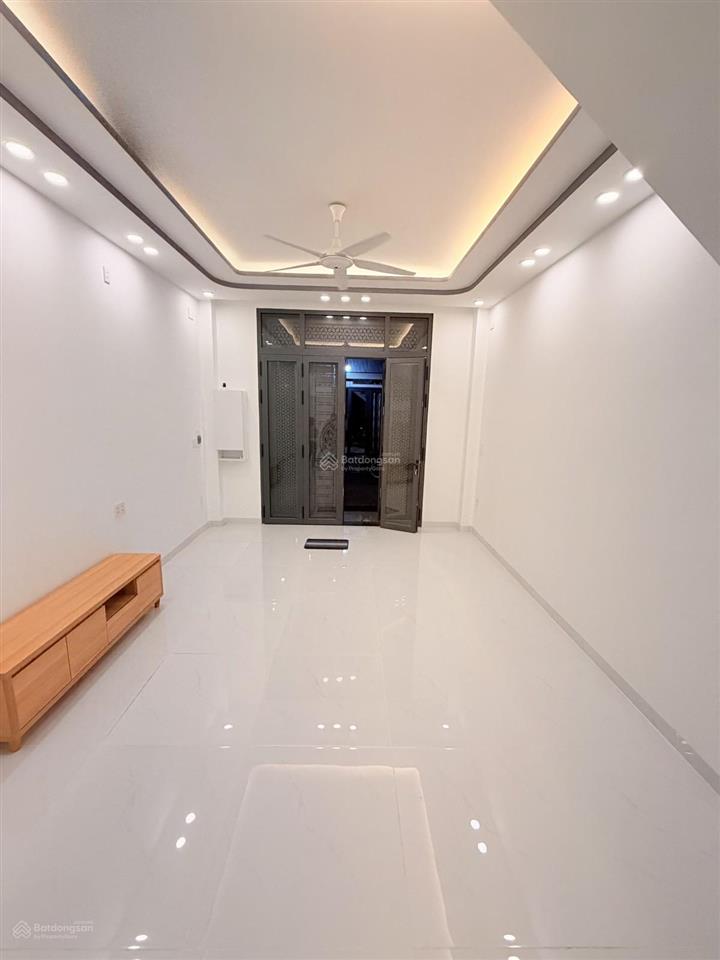 Bán nhà đường mai hắc đế , phường 15 quận 8, 4 lầu , 3pn chỉ 4,98 tỷ