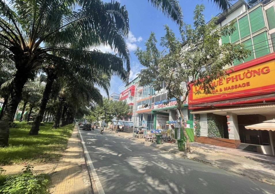 Bán nhà mặt tiền 9a kdc trung sơn, hầm, 6 lầu, thang máy chỉ 66 tỷ