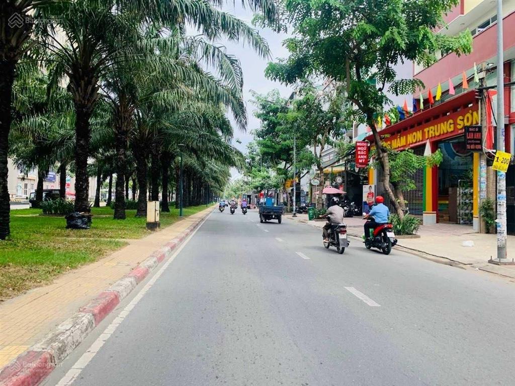 Bán nhà mặt tiền 9a kdc trung sơn, hầm, 6 lầu, thang máy chỉ 66 tỷ