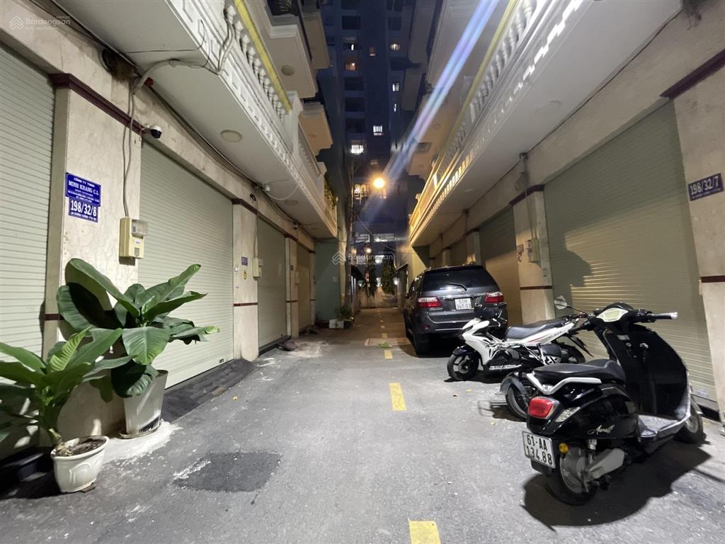 Bán nhà hxh an dương vương quận 8, 1 trệt, 2 lầu sân thượng, 4 pn chỉ 6 tỷ