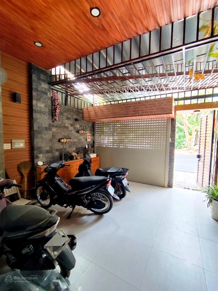 Bán nhà mặt tiền kdc nam hùng vương, an lạc, bình tân, đối diện công viên, 4 lầu, 5pn chỉ 11,5 tỷ
