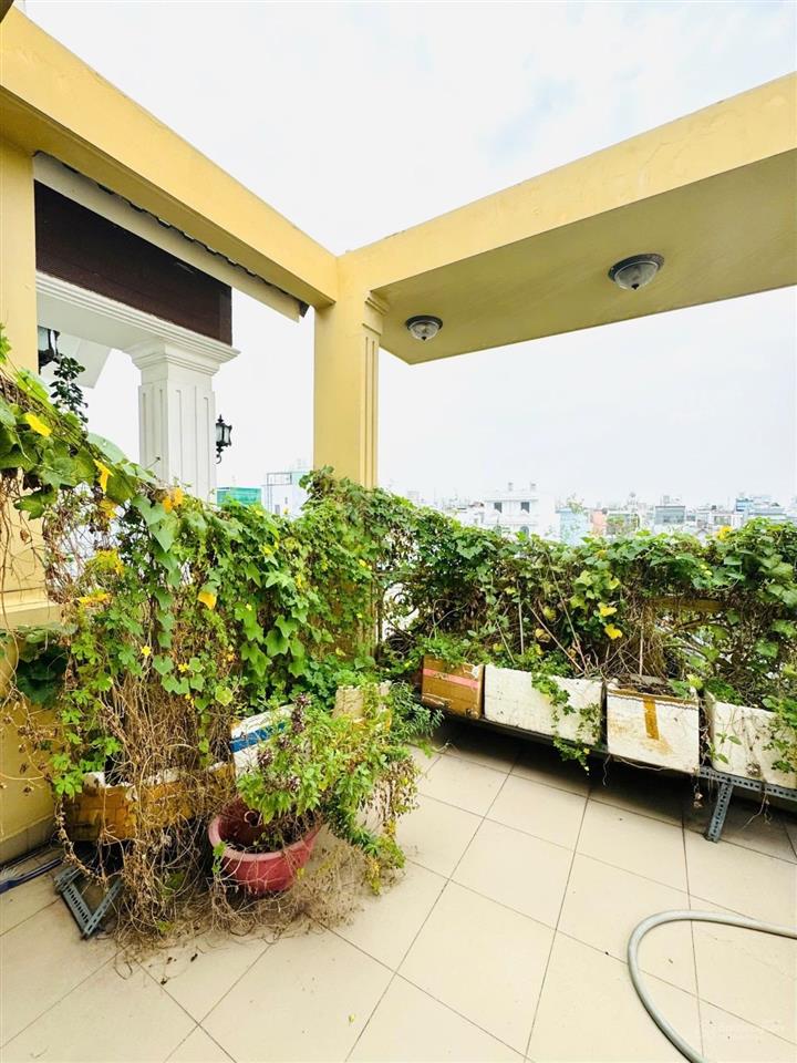 Bán nhà hxh hương lộ 2, bình tân, 5 lầu, 4pn, chỉ 7 tỷ