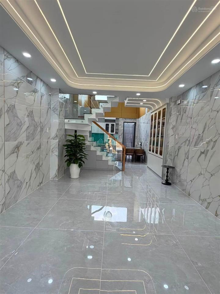 Bán nhà 5 lầu, đường 10m, 5pn, hương lộ 2, dt 60m2 chỉ 8,6 tỷ