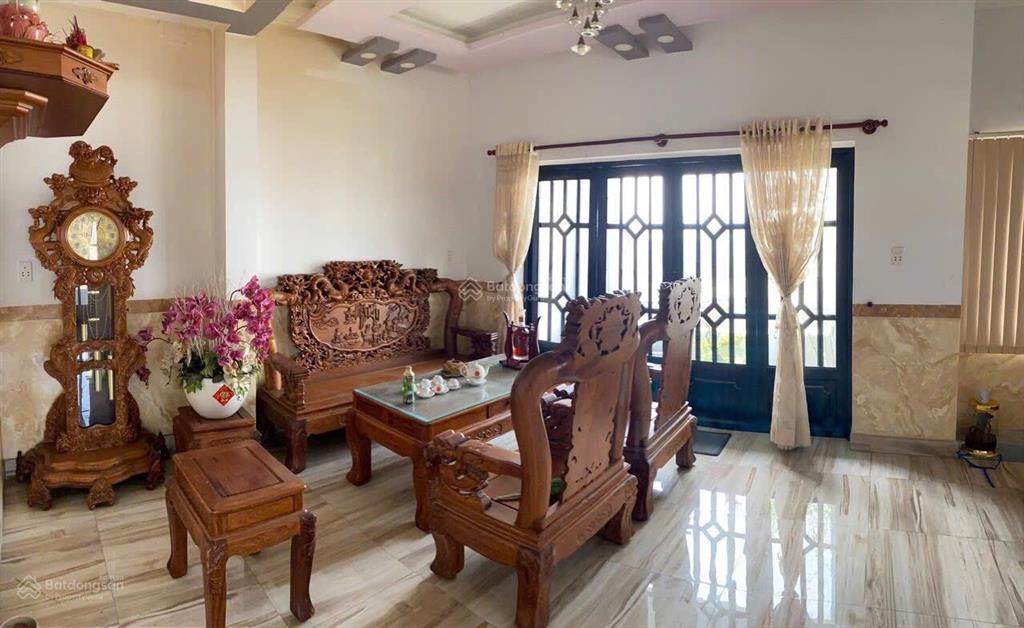 Bán nhà lô gốc, 4 lầu, 158m2, ngang 9,3m, đường lê đình dương, an lạc, bình tân, chỉ 8,8 tỷ