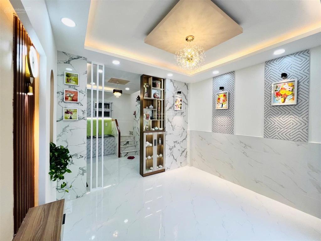 Bán nhà hxh 4 chỗ, 4 lầu, sân thượng, 4pn, lưu hữu phước q8, chỉ 4,780 tỷ