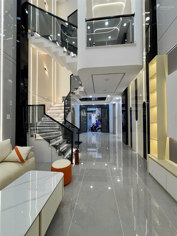 Bán nhà 6 lầu, thang máy mã lò, bình tân, 5pn, 88m2 chỉ 8,95 tỷ