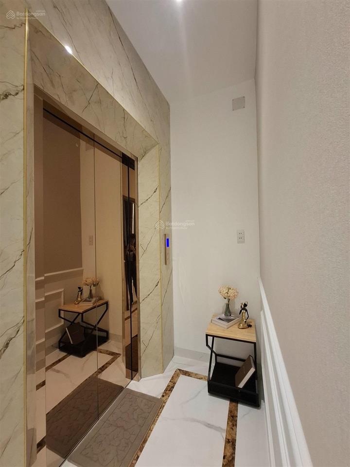 Bán nhà mặt tiền trần thị trọng, phường 15 tân bình 7 lầu, thang máy , 7pn , 70m2 chỉ 17,5 tỷ