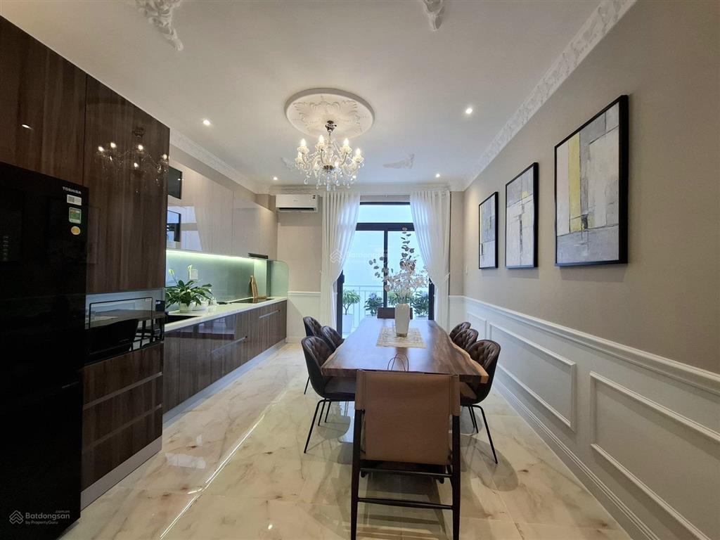 Bán nhà mặt tiền trần thị trọng, phường 15 tân bình 7 lầu, thang máy , 7pn , 70m2 chỉ 17,5 tỷ