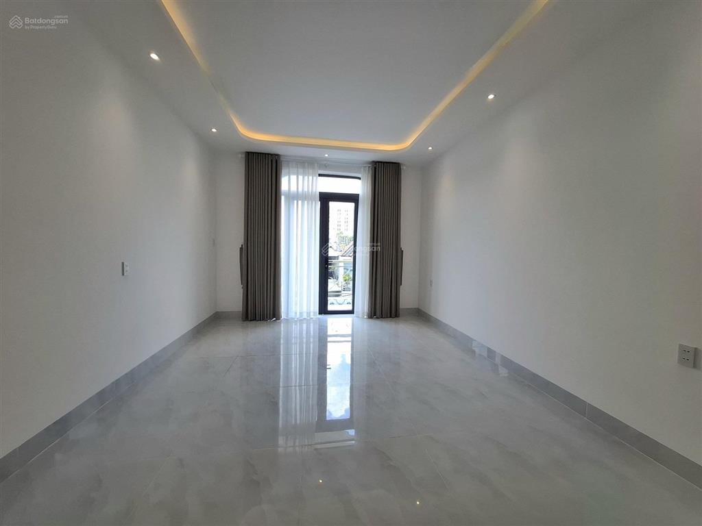 Bán nhà mặt tiền trần thị trọng, phường 15 tân bình 7 lầu, thang máy , 7pn , 70m2 chỉ 17,5 tỷ
