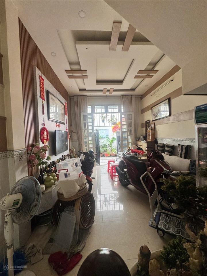 Bán nhà hxh trương đình hội, quận 8, 4 lầu, 4pn chỉ 6,3 tỷ