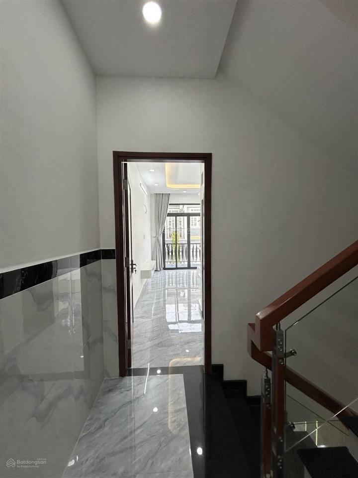 Bán nhà hương lộ 2 , bình tân, hxh , 5 lầu 5pn , 64m2 chỉ 6,9 tỷ