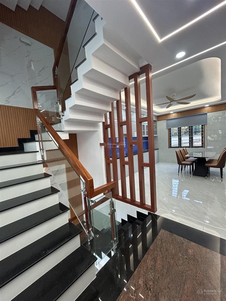 Bán nhà 5 lầu, 5pn, 68m2, hxh lê đình cẩn bình tân chỉ 7,1 tỷ