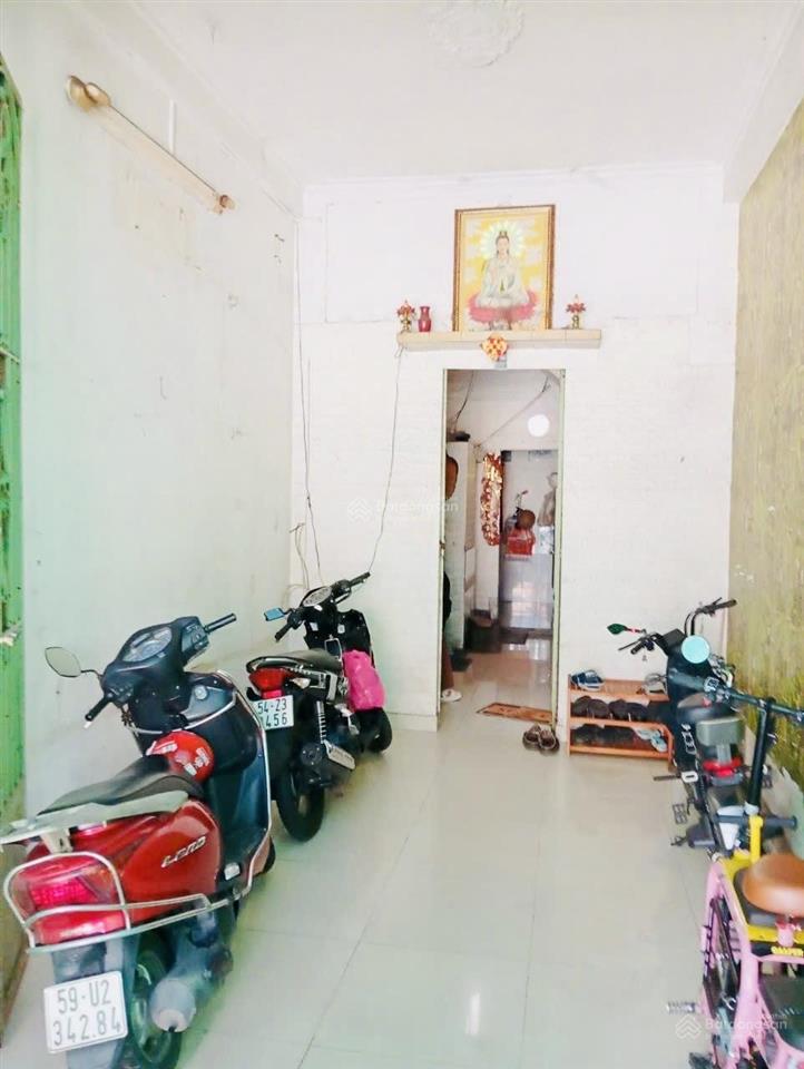 Bán nhà mặt tiền liên tĩnh 5 , phường 6 quận 8, 3 lầu, dt 88m2 , 6x15 chỉ 23 tỷ
