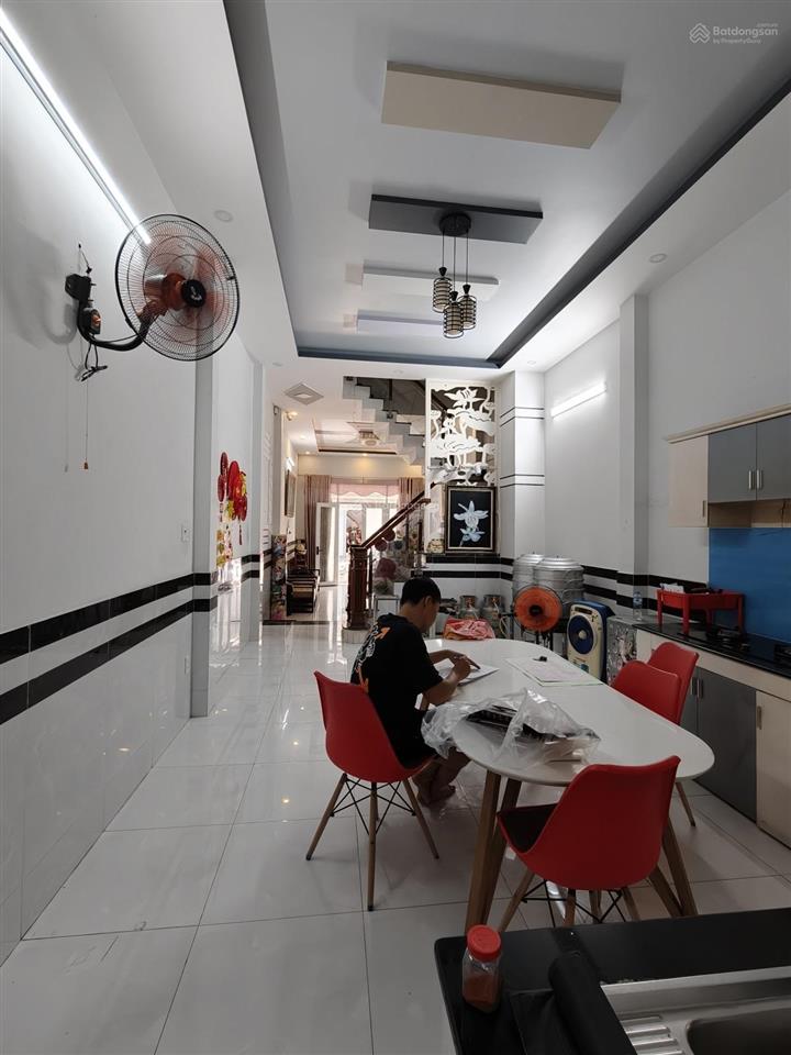 Bán nhà kdc nam hùng vương, 4 lầu, 4pn, 80m2 chỉ 7,5 tỷ