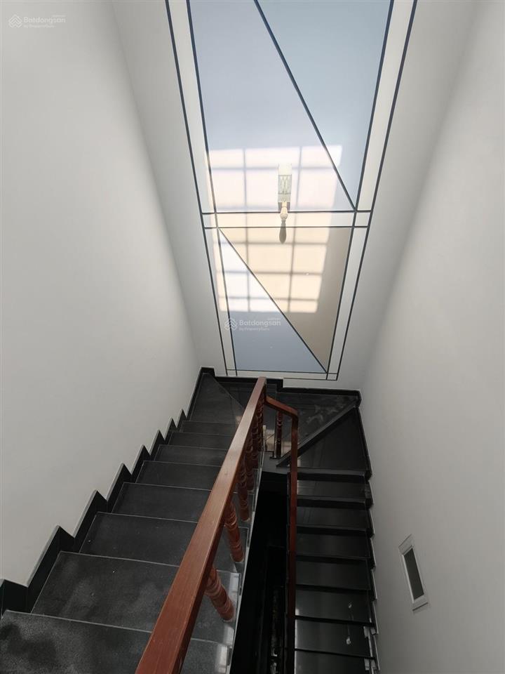 Bán nhà kdc nam hùng vương, 4 lầu, 4pn, 80m2 chỉ 7,5 tỷ