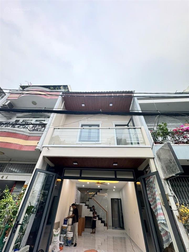 Bán nhà mặt tiền đường ba đình quận 8 2 lầu, 42m2 chỉ 7,5 tỷ