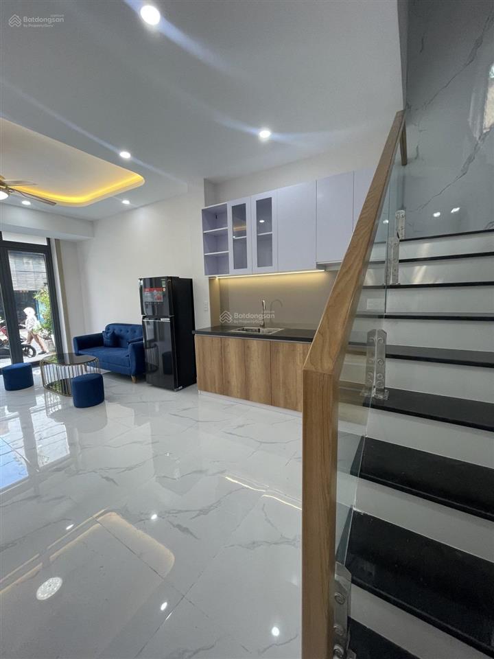 Bán nhà mặt tiền đường ba đình quận 8 2 lầu, 42m2 chỉ 7,5 tỷ