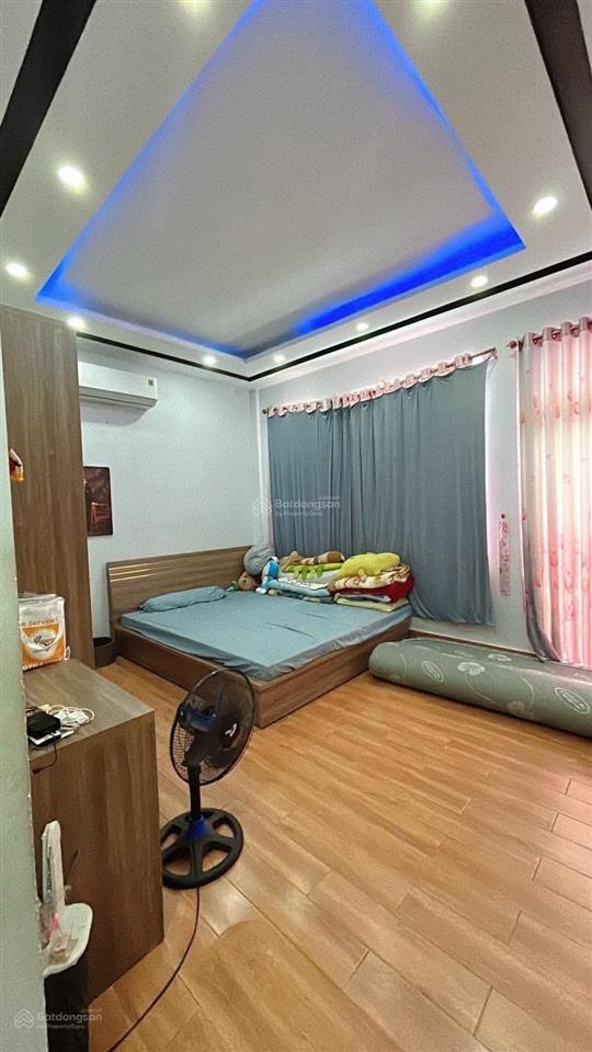 Bán nhà hxh mã lò, bhha, 3 lầu, dt 5x15 chỉ 6,9 tỷ