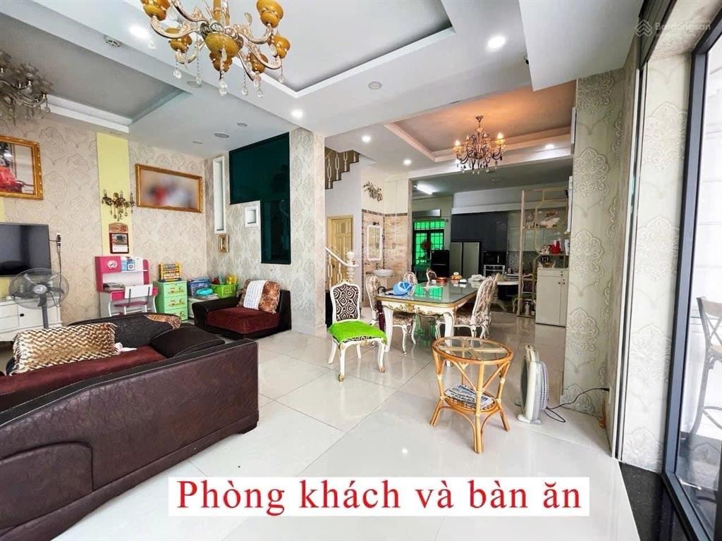 Bán biệt thự sân vườn kdc trung sơn, bình hưng bình chánh, 3 lầu 200m2 chỉ 34,5 tỷ